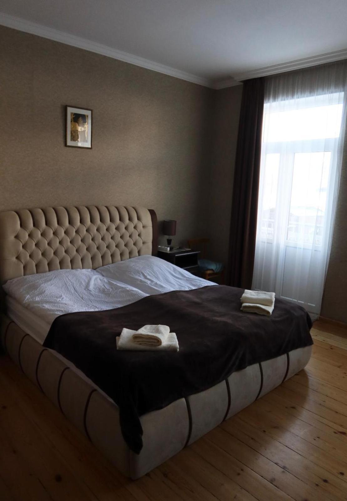 Family Hotel 7 Sisters Kazbegi Extérieur photo